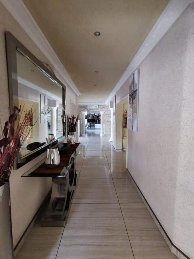 Angelocean Guest House Witbank Exteriér fotografie