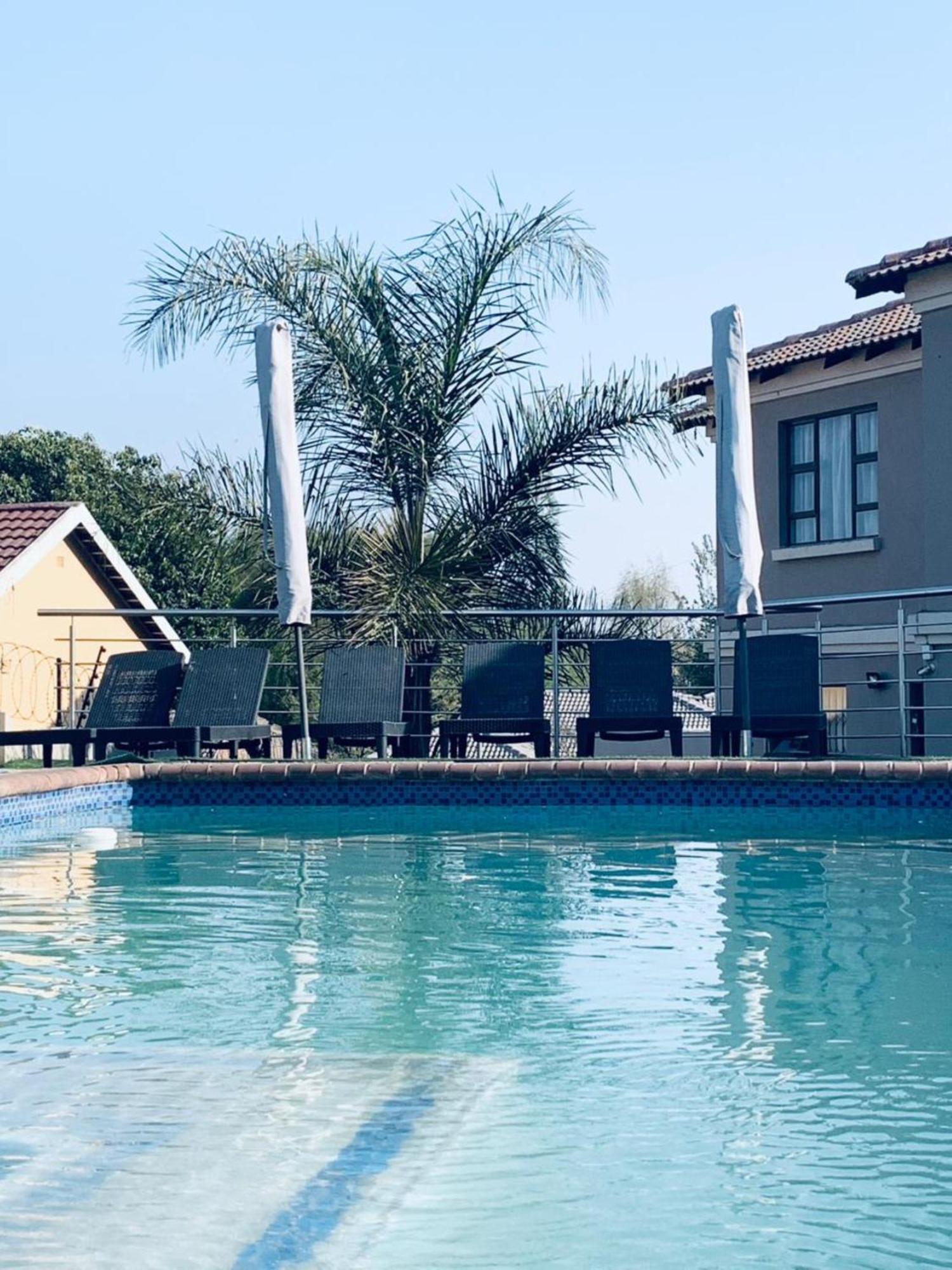 Angelocean Guest House Witbank Exteriér fotografie